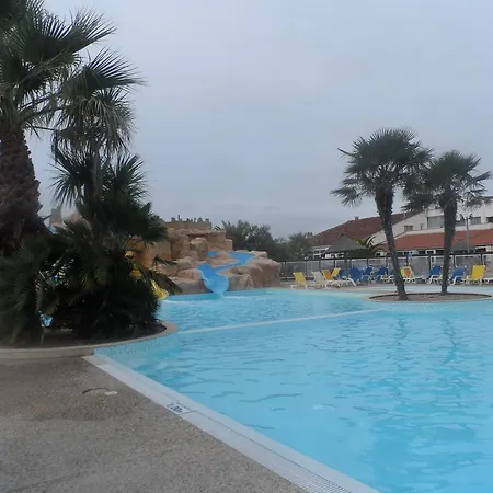 Oleron Cap Soleil Mh Climatise 4* Saint-Denis-dʼOléron